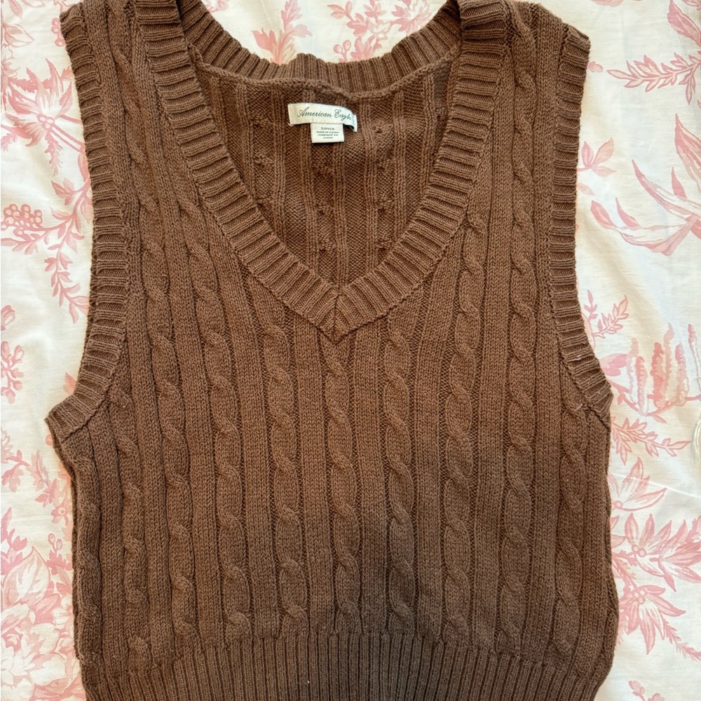 American Eagle Outfitters Women's V-Neck Brown Sweater Vest